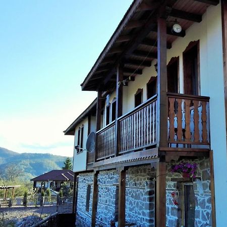 Semana Guesthouse Wrata Zewnętrze zdjęcie