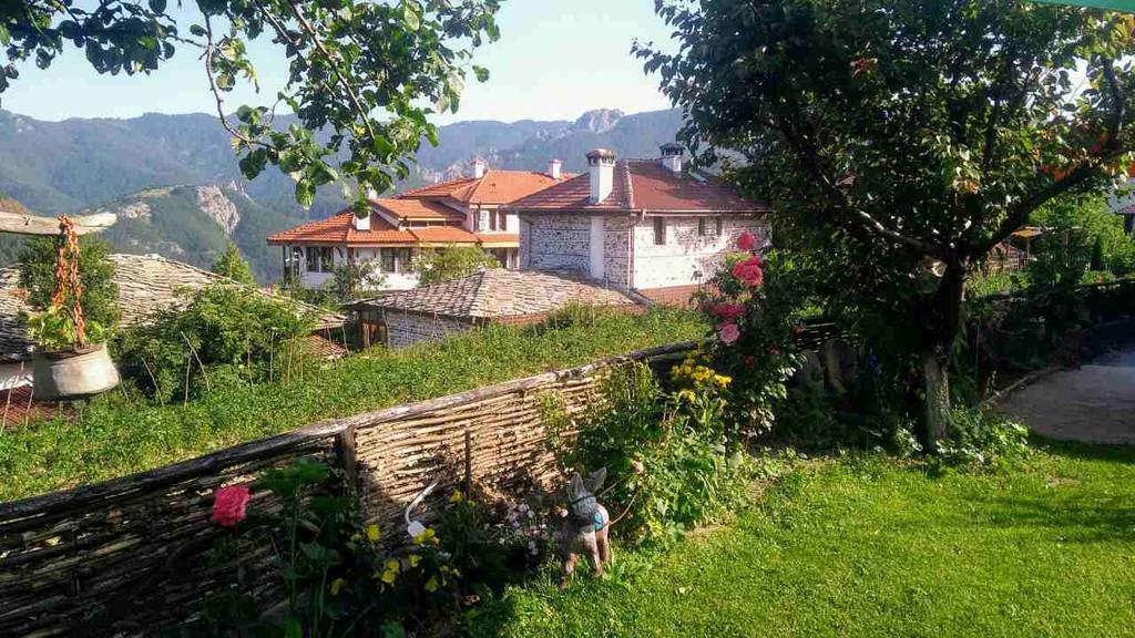 Semana Guesthouse Wrata Zewnętrze zdjęcie